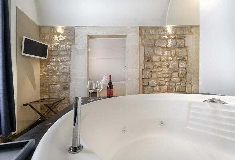 سوئیت با وان آب گرم, Iblaresort Boutique