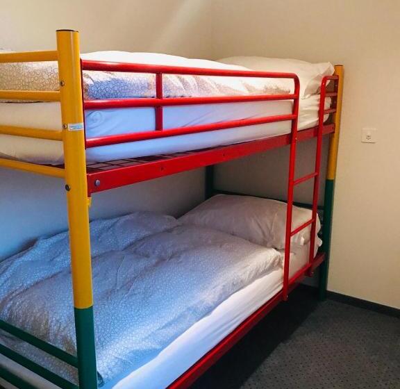 سوئیت خانوادگی اقتصادی, Parkhotel Bellevue Lenk