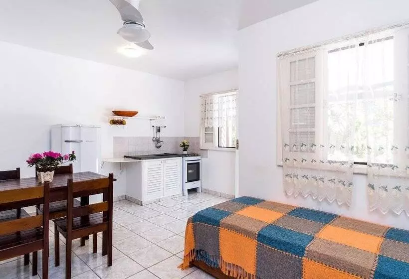 کلبه ییلاقی, Pousada Sanremo Inn