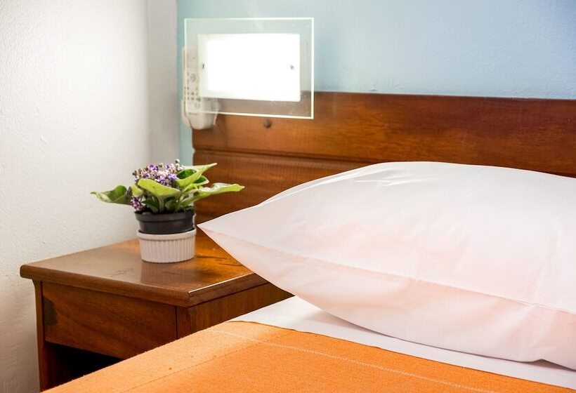 کلبه ییلاقی دلوکس یک خوابه, Pousada Sanremo Inn