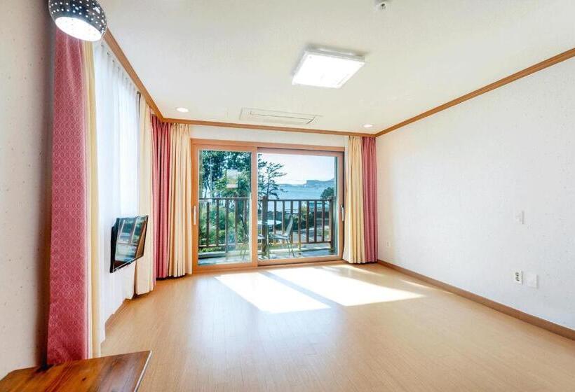 غرفة ديلوكس, The Bay Jeju Resort