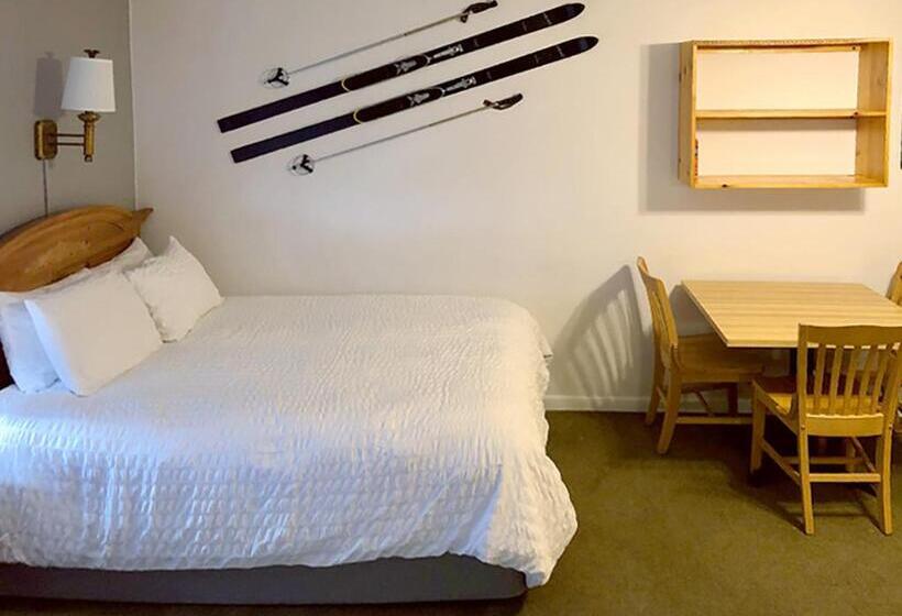 غرفة قياسية, Tyrolean Lodge