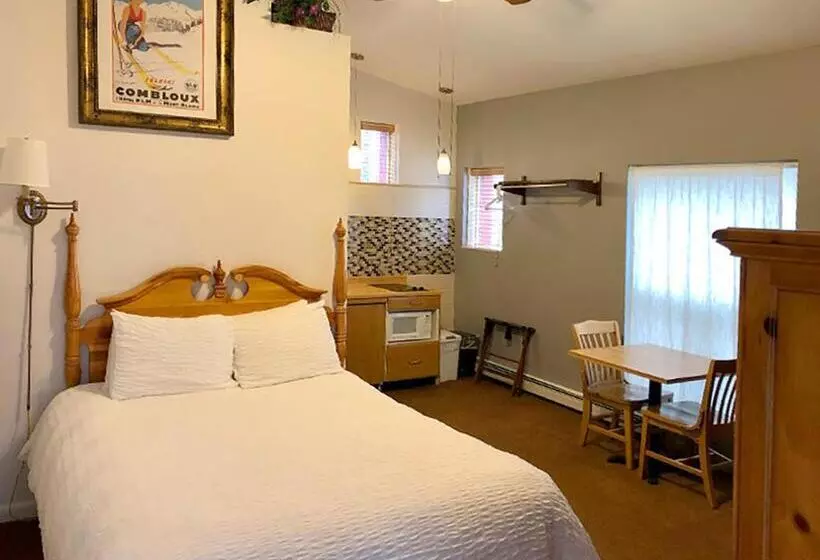 スーペリアールーム, Tyrolean Lodge