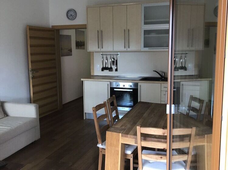 침실 1개 아파트, Waldhof