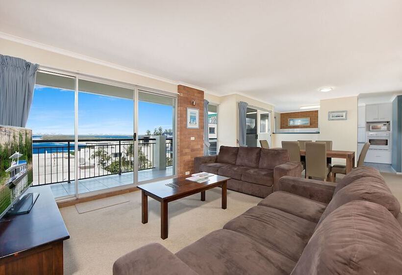 带3个卧室带海景的公寓, Joanne Apartments