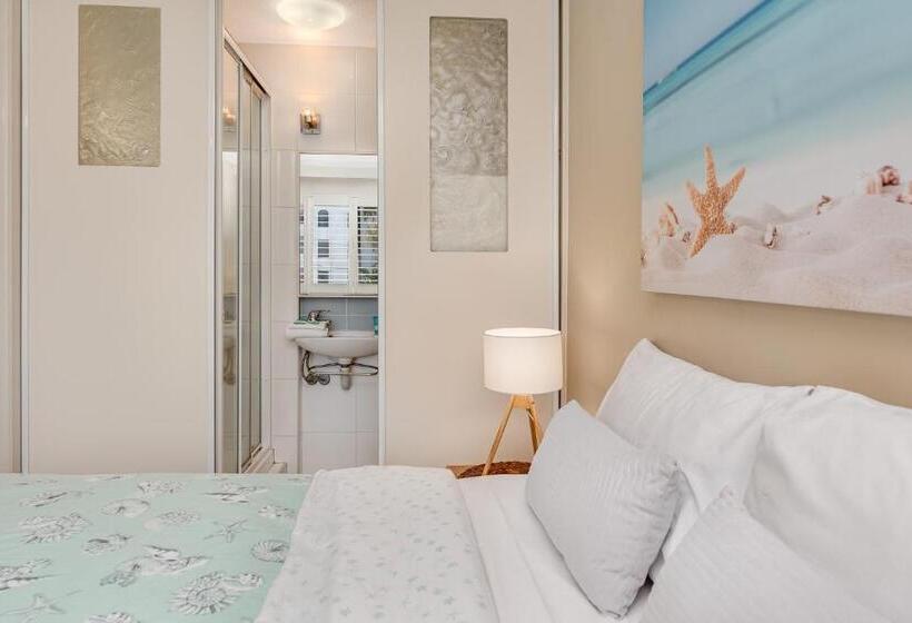 带2个卧室带海景的公寓, Joanne Apartments