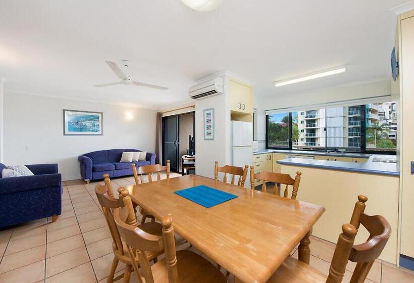 两居室经济型公寓, Joanne Apartments