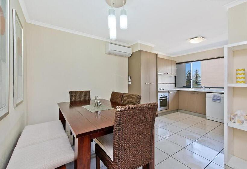 低层单卧公寓, Joanne Apartments