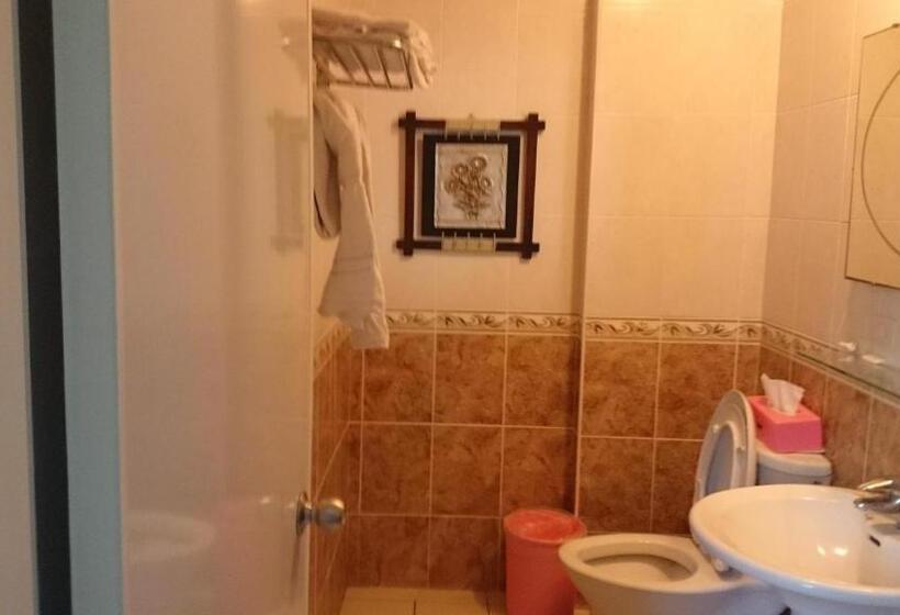 اتاق استاندارد با تخت بزرگ, Camellia B&b