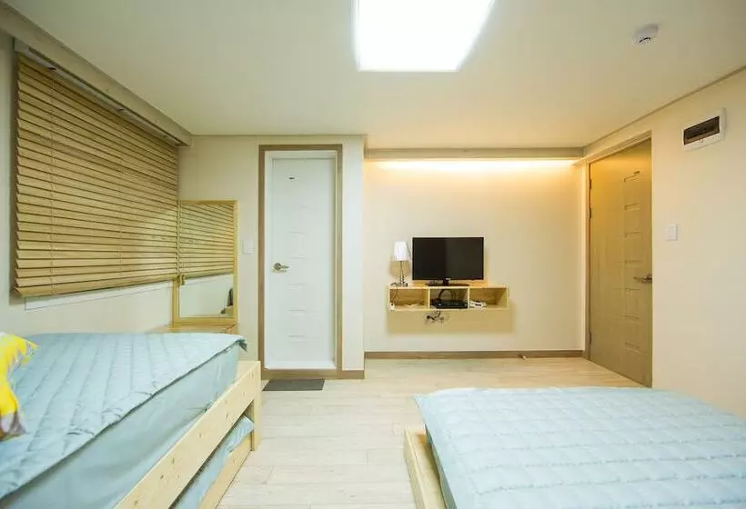 ファミリールーム, Guesthouse The Hill