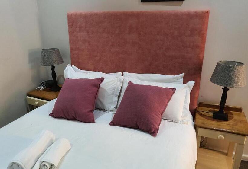 标准间, Sunnyridge Lodge