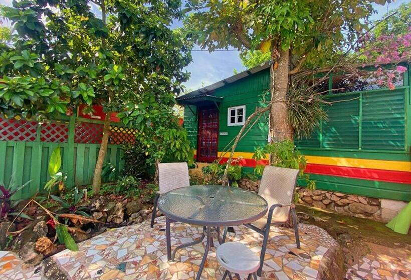 اتاق کلاسیک, Judy House Cottages And Rooms