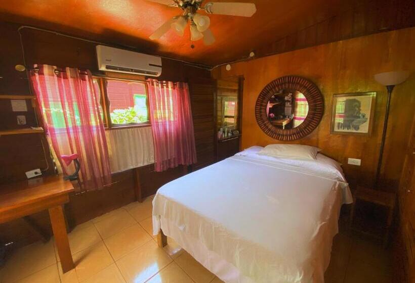 اتاق کلاسیک, Judy House Cottages And Rooms