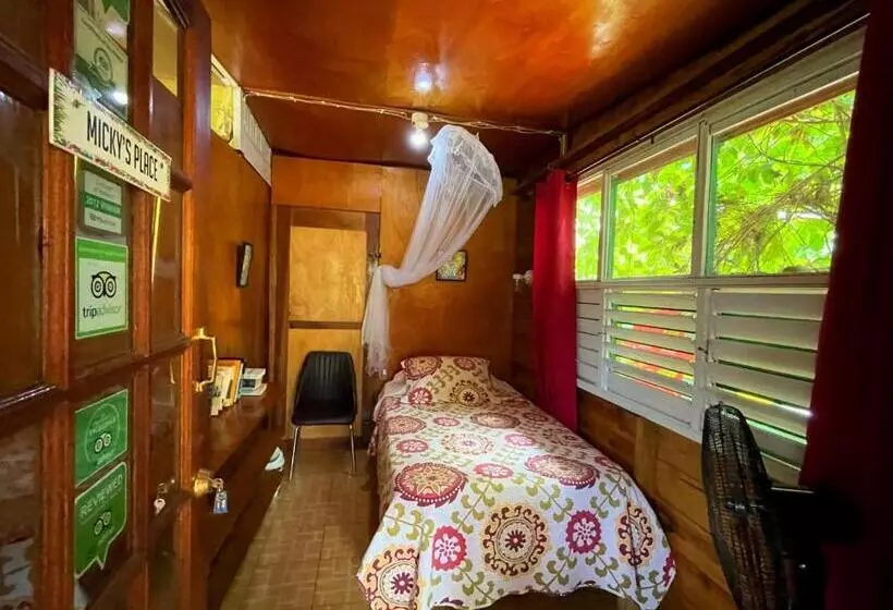 اتاق استاندارد یک نفره, Judy House Cottages And Rooms