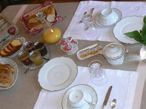 غرفة قياسية رباعية, Maison D Hôtes Et Roulotte Le 6 Bis