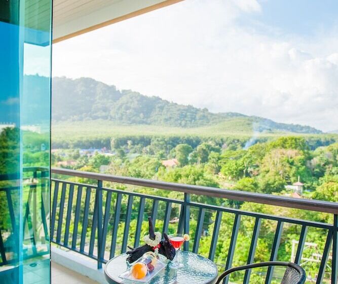 إستوديو ديلوكس, Grand Nai Harn Suites