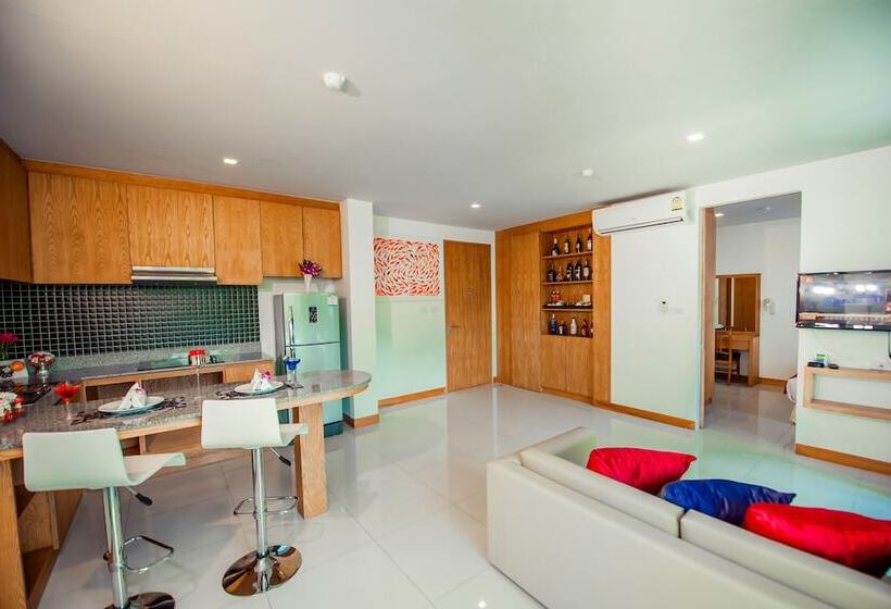 جناح عائلي غرفتين نوم, Grand Nai Harn Suites