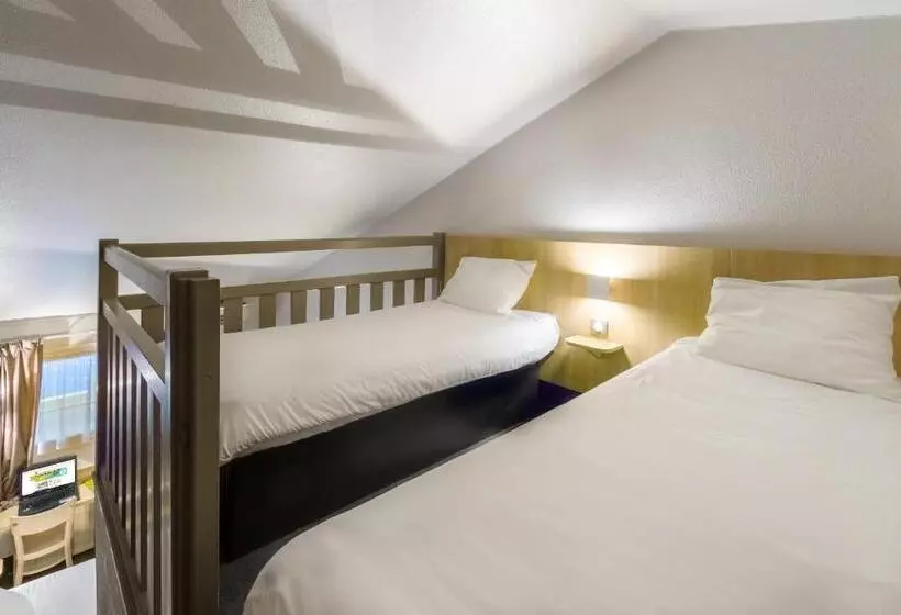 Standard Neljän Hengen Huone, B&b Hotel Dieppe
