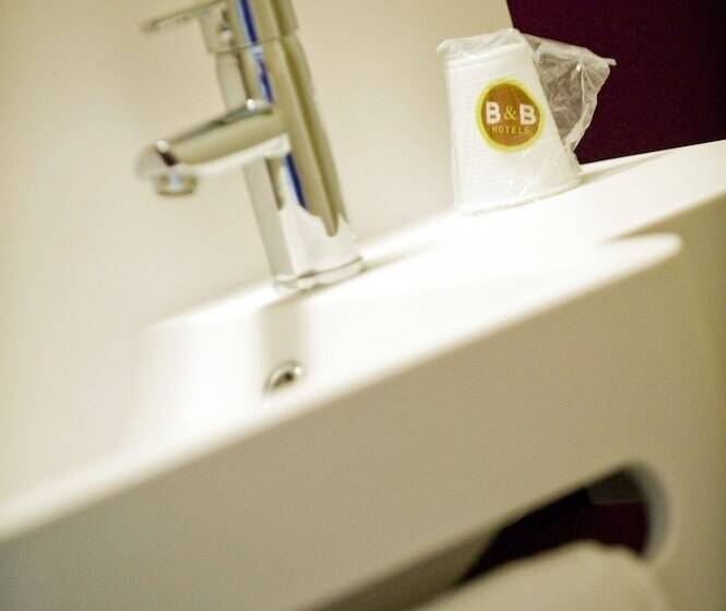 Четырехместный Номер Стандарт, B&b Hotel Dieppe