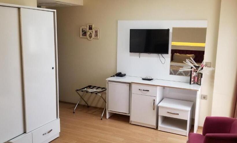 Camera Deluxe Vista Mare con Balcone, Sanli