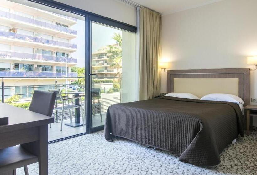 חדר קלאסי, Villa Azur