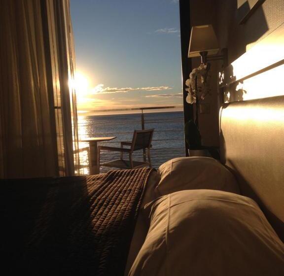 חדר דלוקס נוף לים, Villa Azur