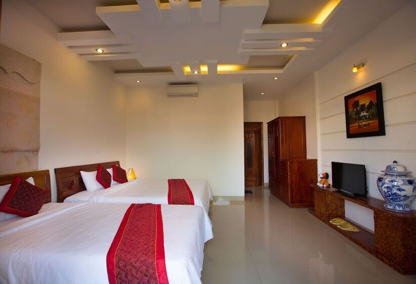 اتاق خانوادگی, Hoang Thu Hostel