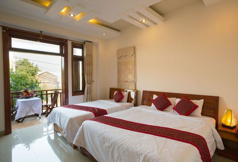 اتاق خانوادگی, Hoang Thu Hostel