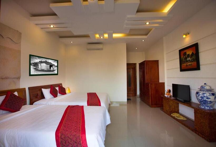 اتاق خانوادگی, Hoang Thu Hostel