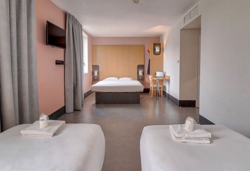 Четырехместный Номер Стандарт, B&b Hotel Bayonne Tarnos