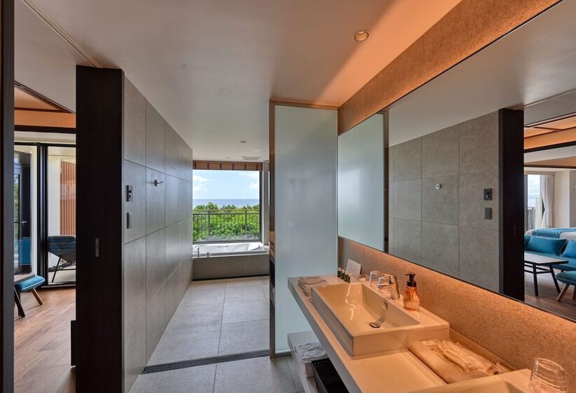 Люкс, Fusaki Beach Resort Hotel & Villas