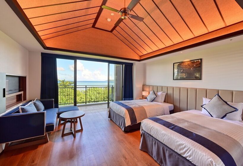 غرفة سوبيريور مطلّة علي البحر, Fusaki Beach Resort Hotel & Villas