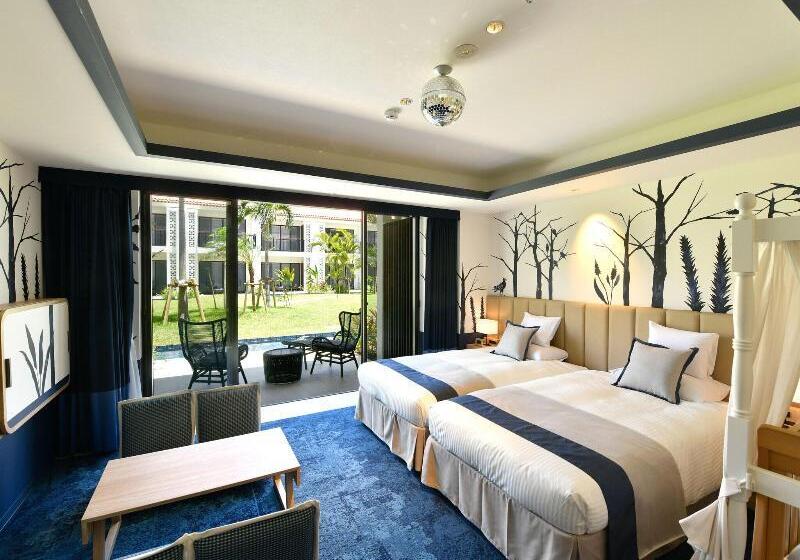 Семейный Номер, Fusaki Beach Resort Hotel & Villas