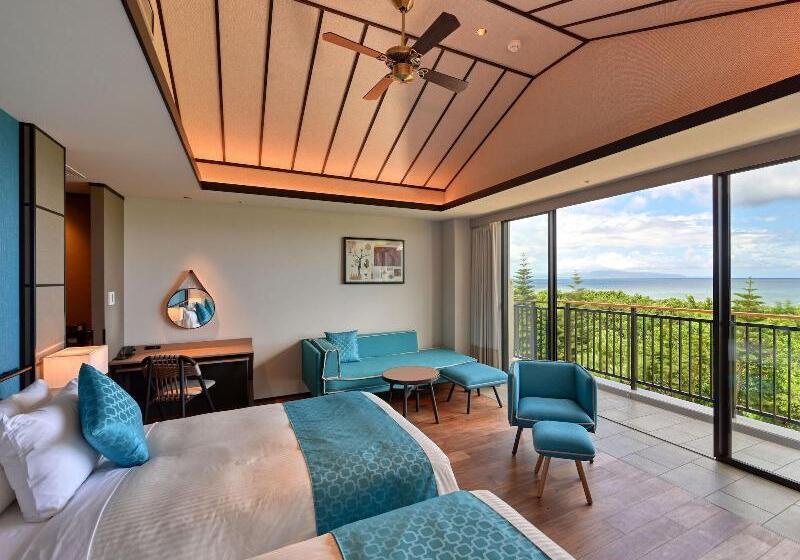 غرفة سوبيريور مطلّة علي البحر, Fusaki Beach Resort Hotel & Villas