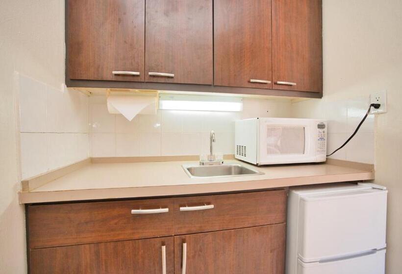 استودیوی لوکس, Horizon View Beach