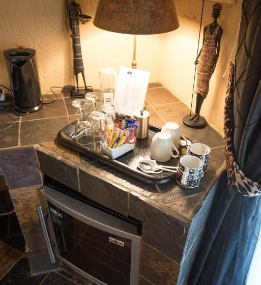 带大床的豪华间, African Rock Lodge