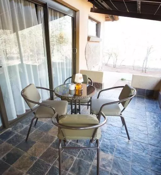 ファミリールーム, African Rock Lodge