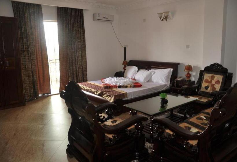 اتاق استاندارد یک نفره, Biraj International