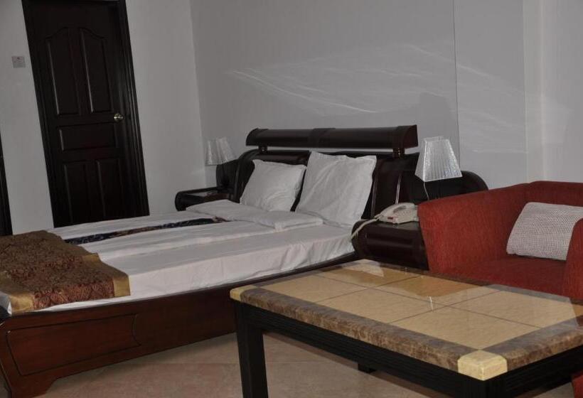 اتاق لوکس, Biraj International