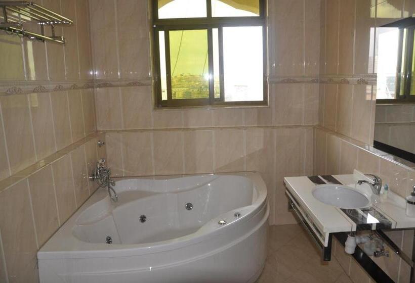 اتاق لوکس, Biraj International