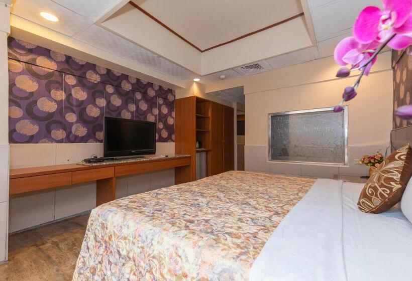 اتاق استاندارد, Yi Pin Business