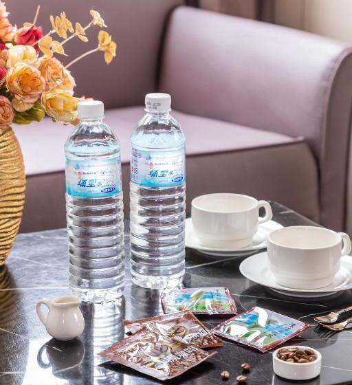 اتاق استاندارد, Yi Pin Business