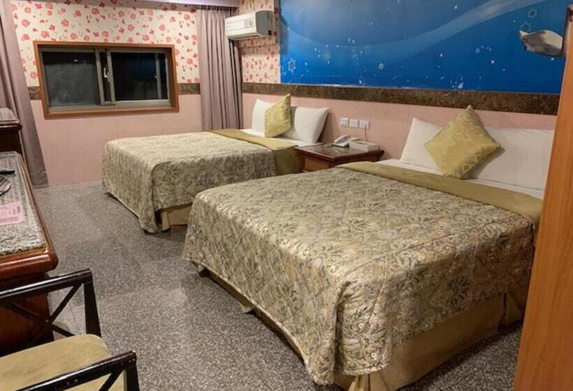 اتاق کلاس بیزنس, Yi Pin Business