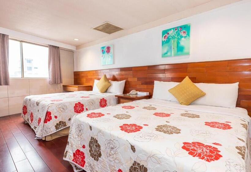 اتاق استاندارد چهار تخته, Yi Pin Business