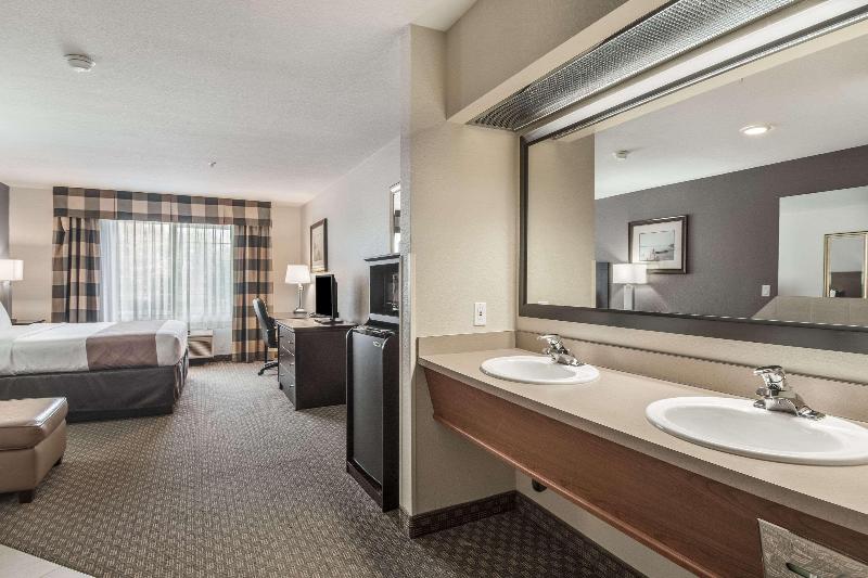 수피리어 룸, Suma