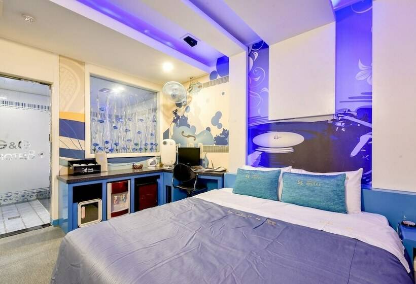 Номер Стандарт, Thebay