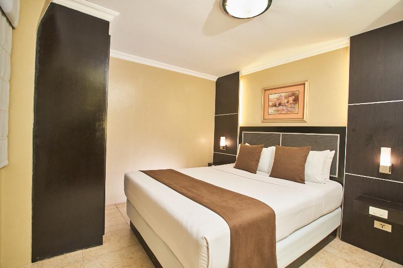 اتاق خانوادگی, Uni Resortkenting