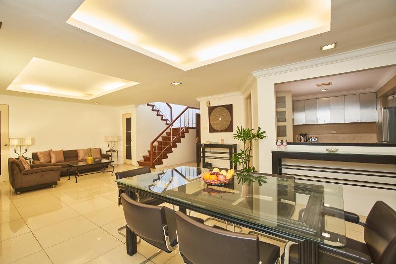 اتاق خانوادگی, Uni Resortkenting