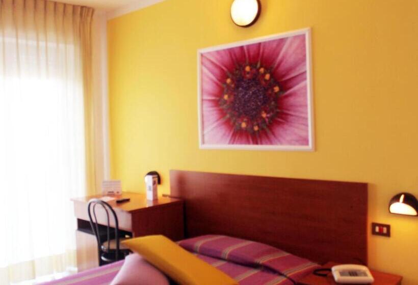 غرفة قياسية فردية, Villa Truentum