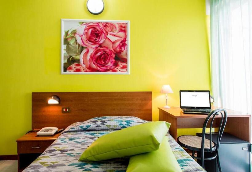 غرفة قياسية فردية, Villa Truentum